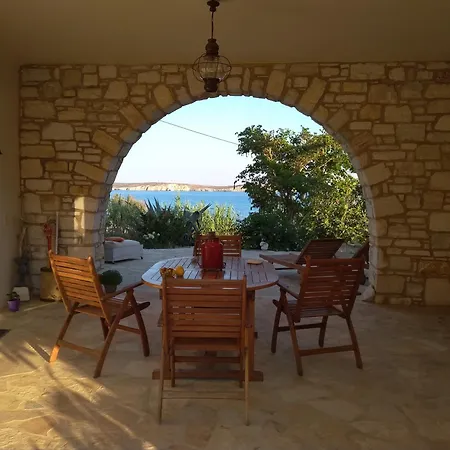 Beautiful Nyaraló Driósz